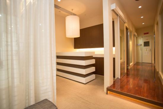 ホワイトエッセンス プロメナ神戸