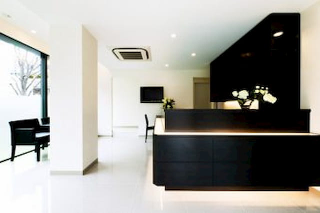 ホワイトデンタルクリニック