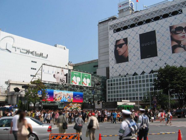 渋谷駅前