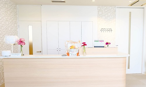 ホワイトエッセンス 福岡次郎丸 (次郎丸デンタルクリニック)