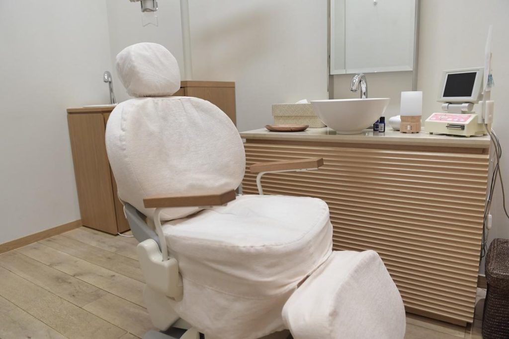 ホワイトエッセンス広島府中院内